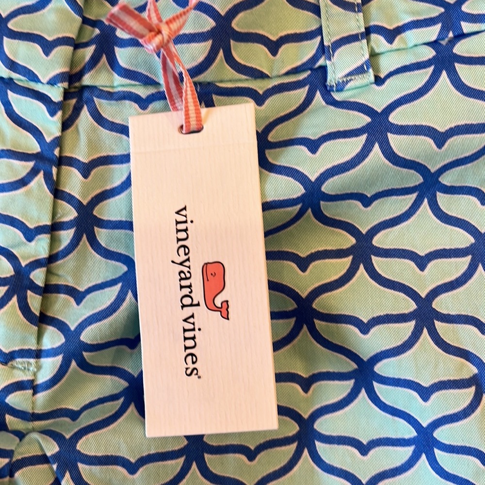 Vineyard Vines Shorts - Picture 6 of 7